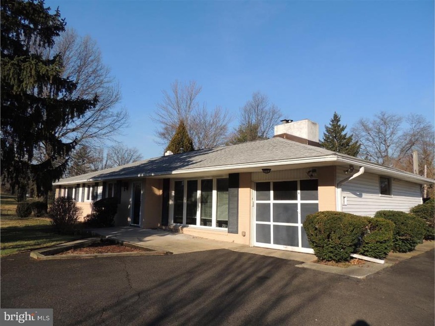 1303 Paper Mill Rd, Glenside, PA 19038 - photo 1