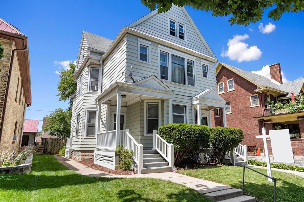 Large 4/4 Duplex