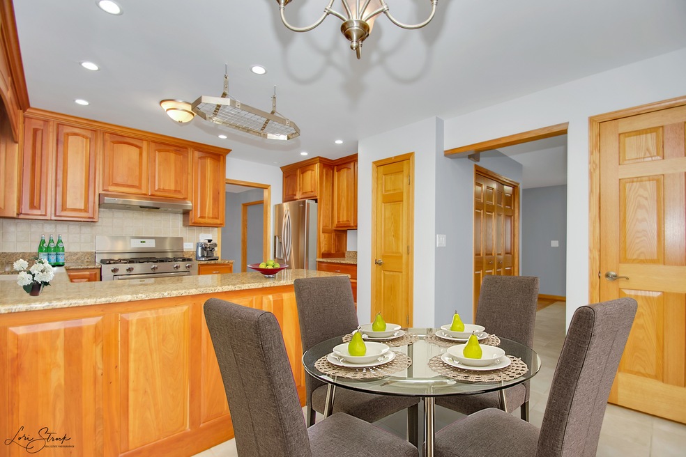 720 Citation Dr unit 1, Naperville, IL 60540 - photo 1