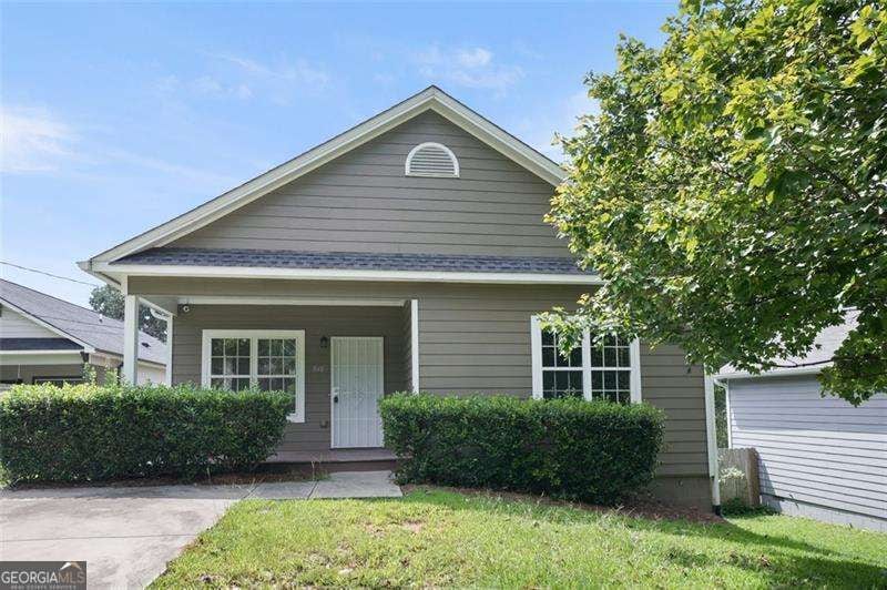 848 Capitol View Ave NW, Atlanta, GA 30318 - photo 1