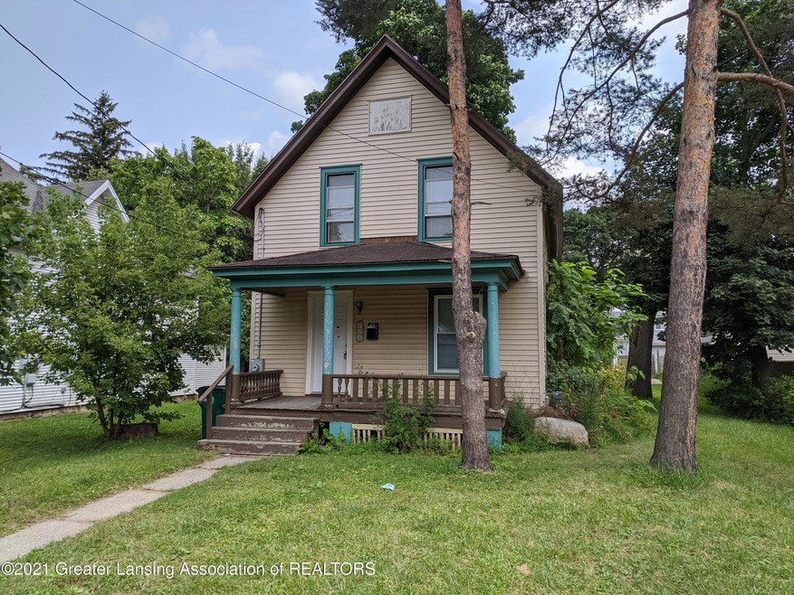 736 Wisconsin Ave, Lansing, MI 48915 - photo 1