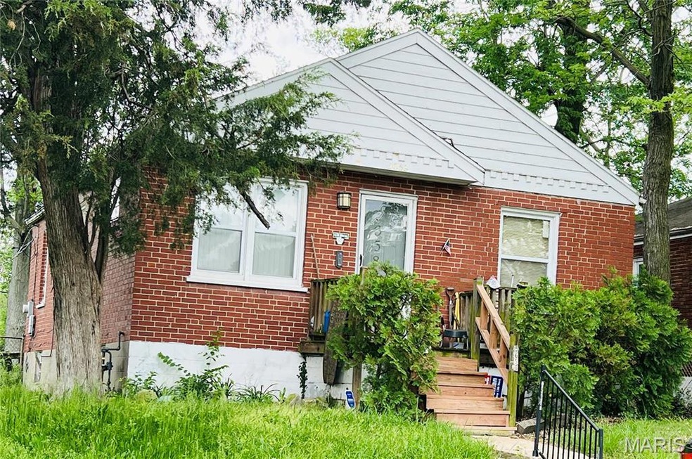 5658 Maffitt Ave, Saint Louis, MO 63112 - photo 1