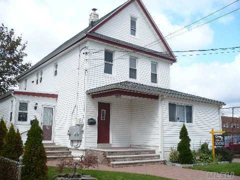 31 1st Ave unit Up, East Rockaway, NY 11518 - photo 1