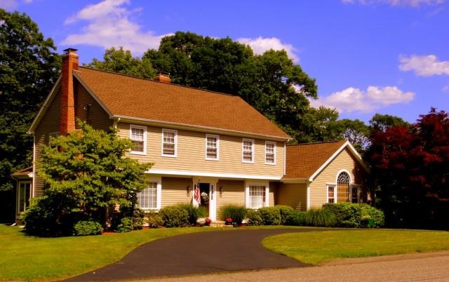 18 Rolling Brook Ln, Shelton, CT 06484 - photo 1