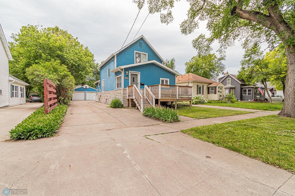 1428 2nd Ave S, Fargo, ND 58103 - photo 1