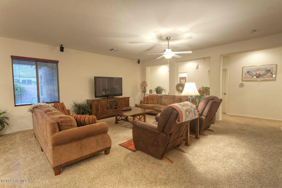 greatroom adjoining kitchen