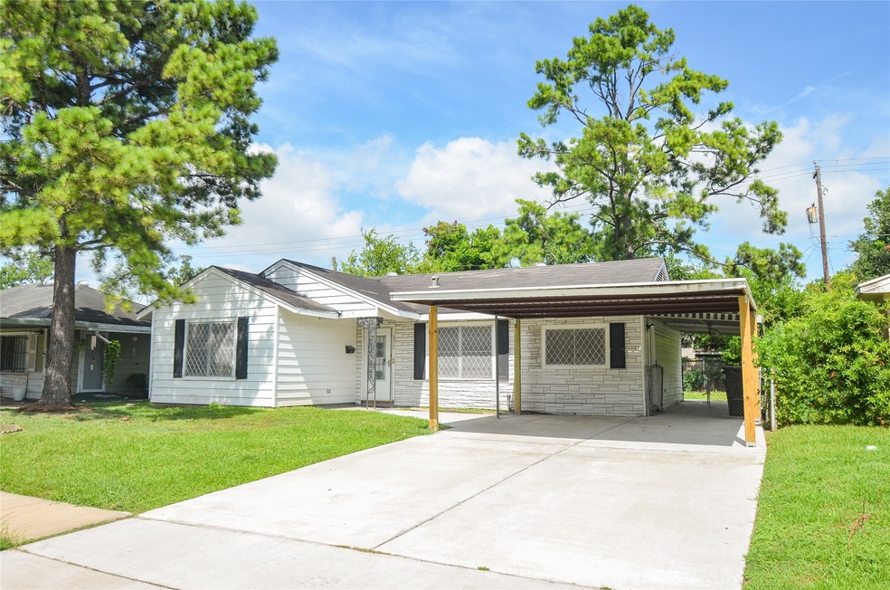 6610 Tierwester St, Houston, TX 77021 - photo 1