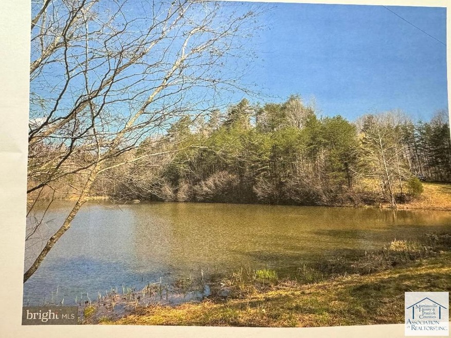 230 Kilby Rd, Martinsville, VA 24112 - photo 1