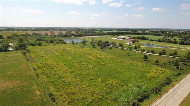 20460 S Quivira Rd, Spring Hill, KS 66083 - photo 1