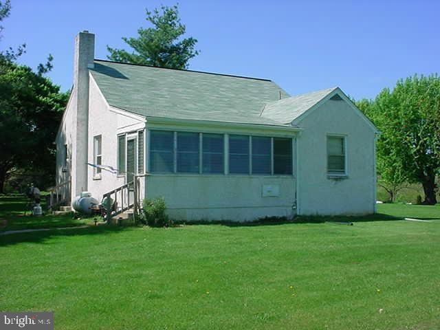 441 Frogtown Ln, Edinburg, VA 22824 - photo 1