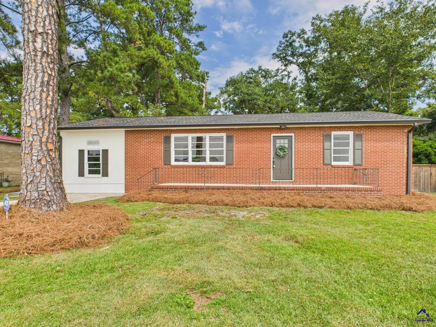 3533 Greenbriar Rd, Macon, GA 31204 - photo 1
