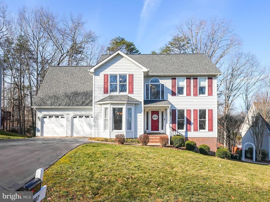 9807 Fendale Ln, Fredericksburg, VA 22408 - photo 1