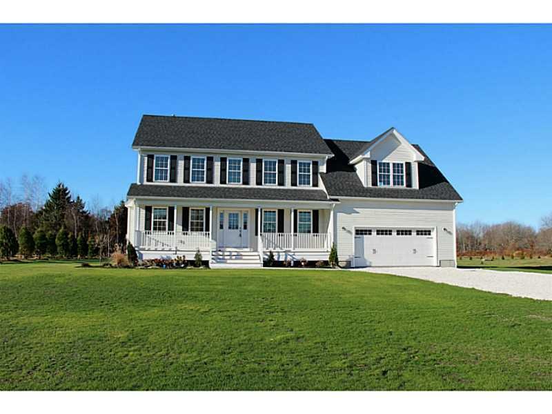 285 Mitchells Ln, Middletown, RI 02842 - photo 1