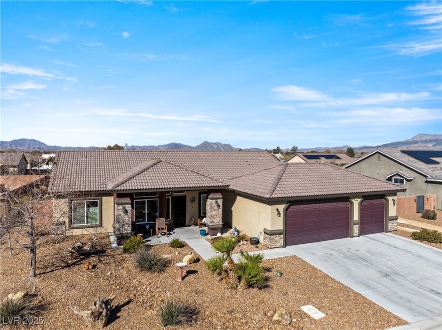 Under Contract $435,000