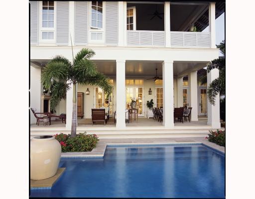 Swimming Pool/Hot Tub/Sauna.