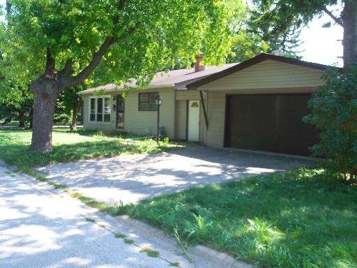 2300 Hermon Ave, Zion, IL 60099 - photo 1