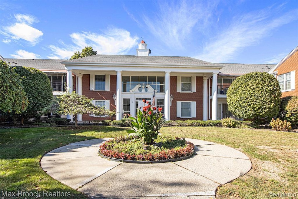 For Sale $299,000 • Co-Listing Agent