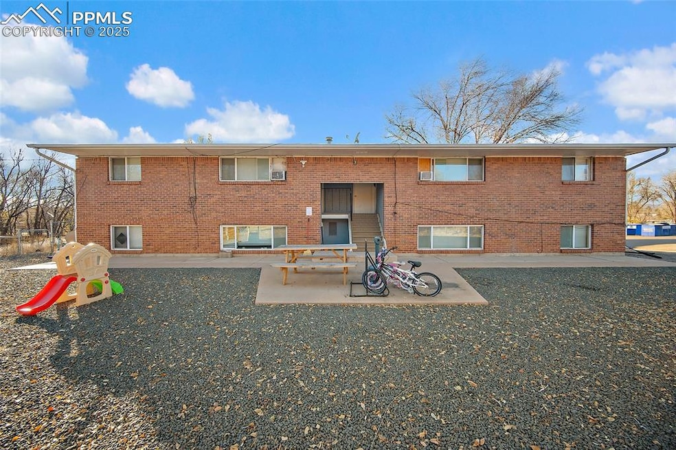 7225 Alegre Cir, Fountain, CO 80817 - photo 1