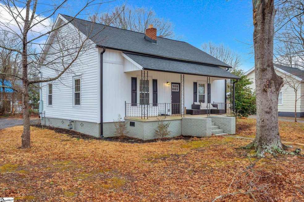 20 Lander St, Williamston, SC 29697 - photo 1