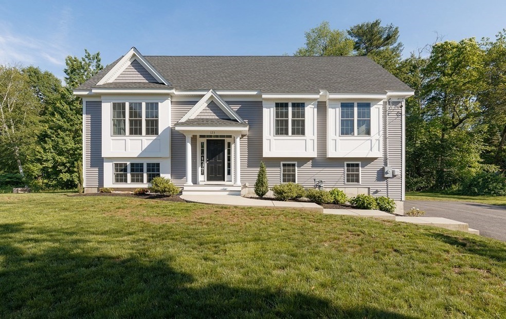 123 Forest Ave, Hudson, MA 01749 - photo 1