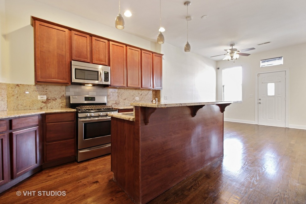 4627 S Langley Ave unit C, Chicago, IL 60653 - photo 1