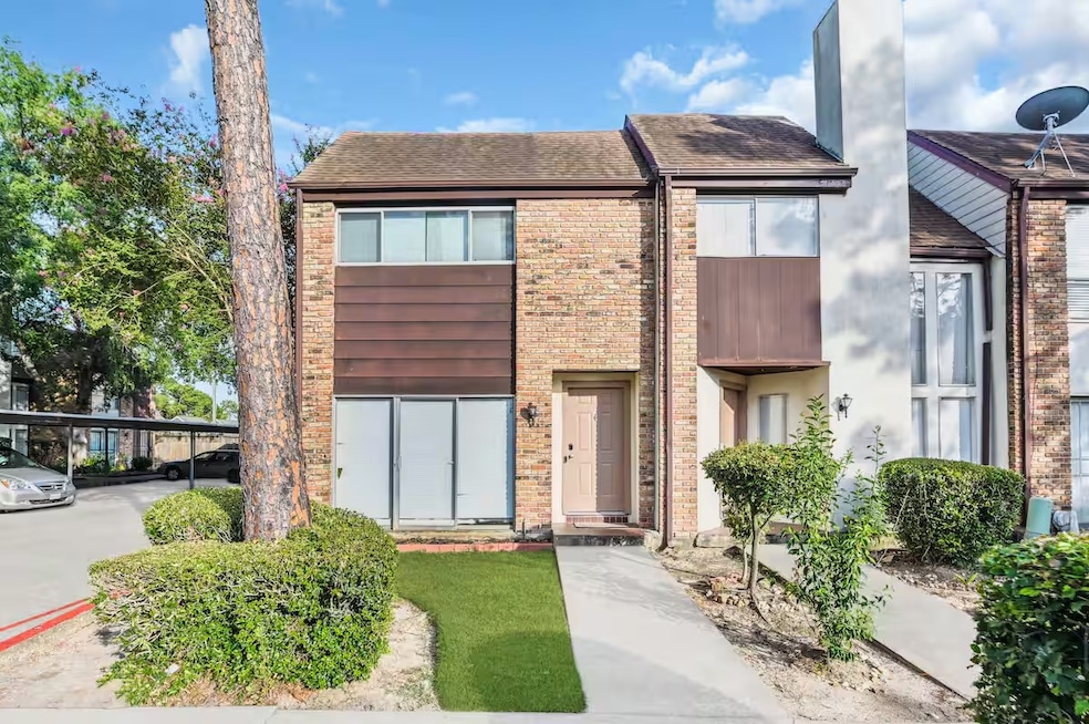 17210 Imperial Valley Dr unit 53, Houston, TX 77060 - photo 1