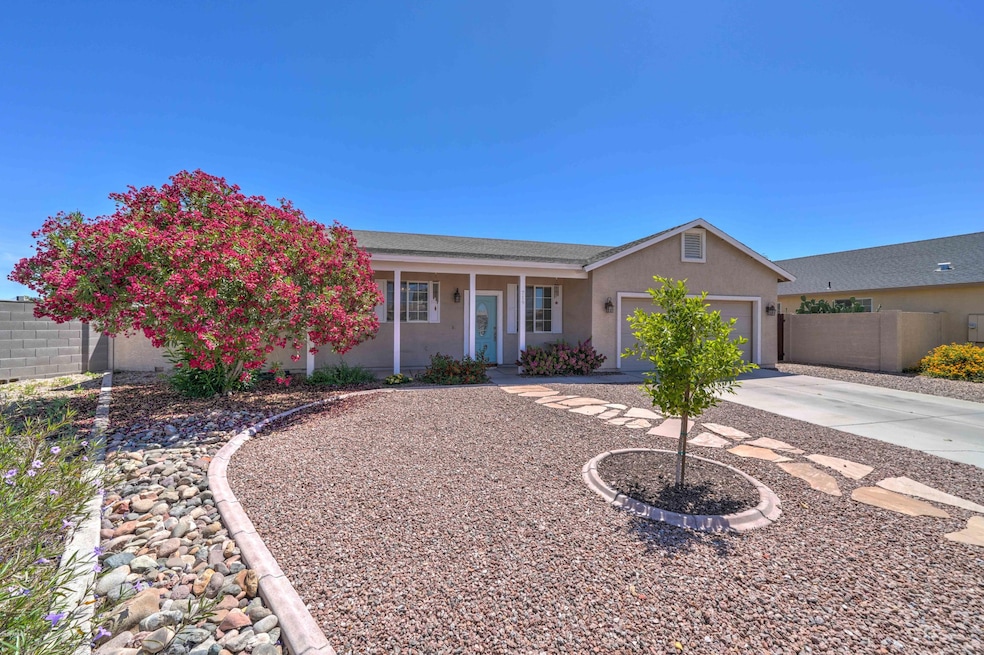 719 S Paustian Cir-1