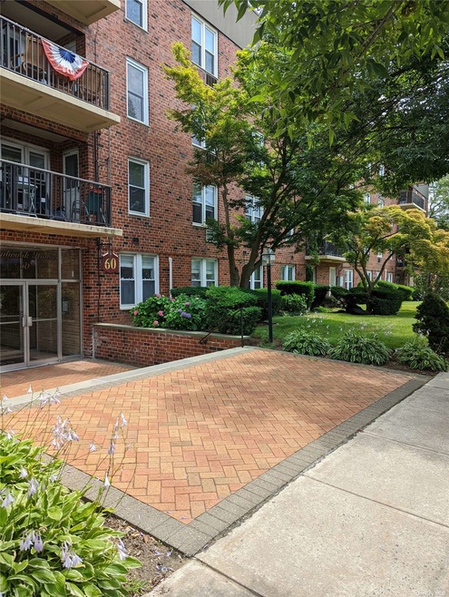 60 Hempstead Ave unit 3D, Lynbrook, NY 11563 - photo 1