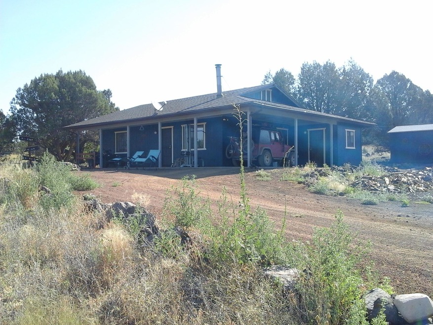 250 W Bird Dog Ln, Ash Fork, AZ 86320 - photo 1