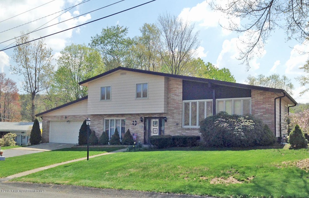 200 Donny Dr, Roaring Brook Township, PA 18444 - photo 1