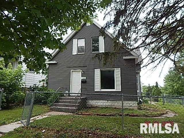 1602 15th St, Rock Island, IL 61201 - photo 1