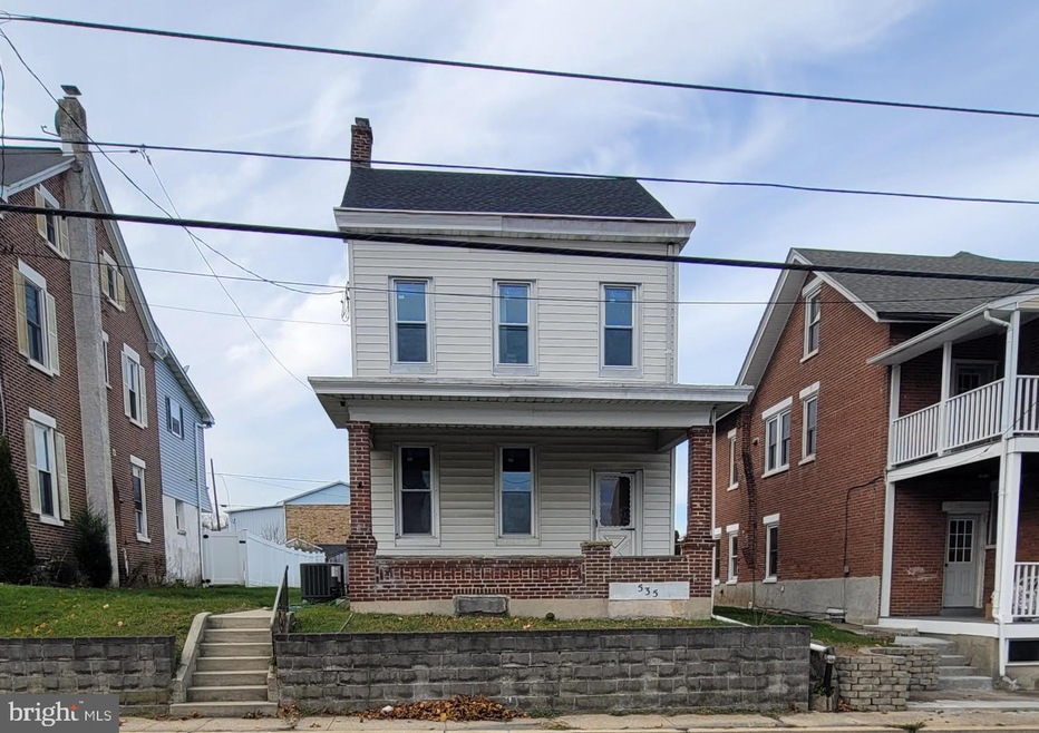 535 S Reading Ave, Boyertown, PA 19512 - photo 1