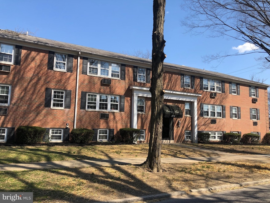 105 Glenn Rd unit 4, Ardmore, PA 19003 - photo 1