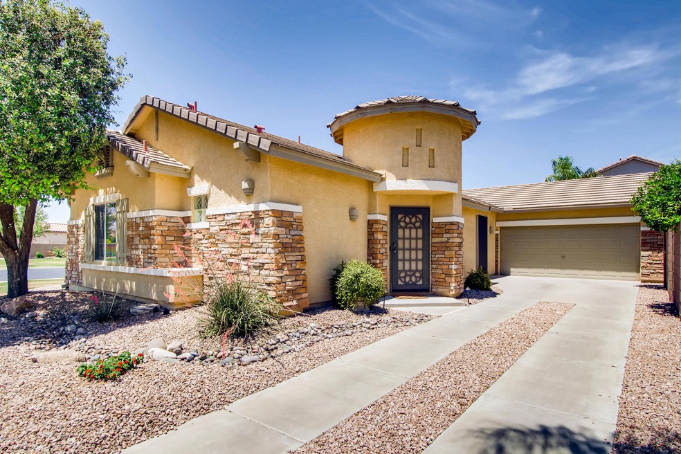 856 E Wat-001-15-Exterior-MLS_Size