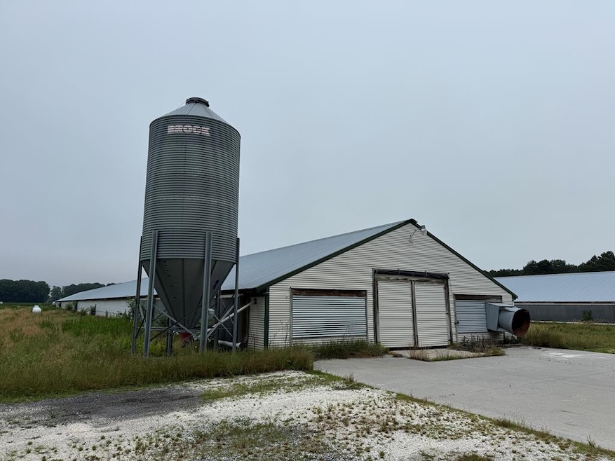 25495 Saxis Rd unit A-6A, Temperanceville, VA 23442 - photo 1