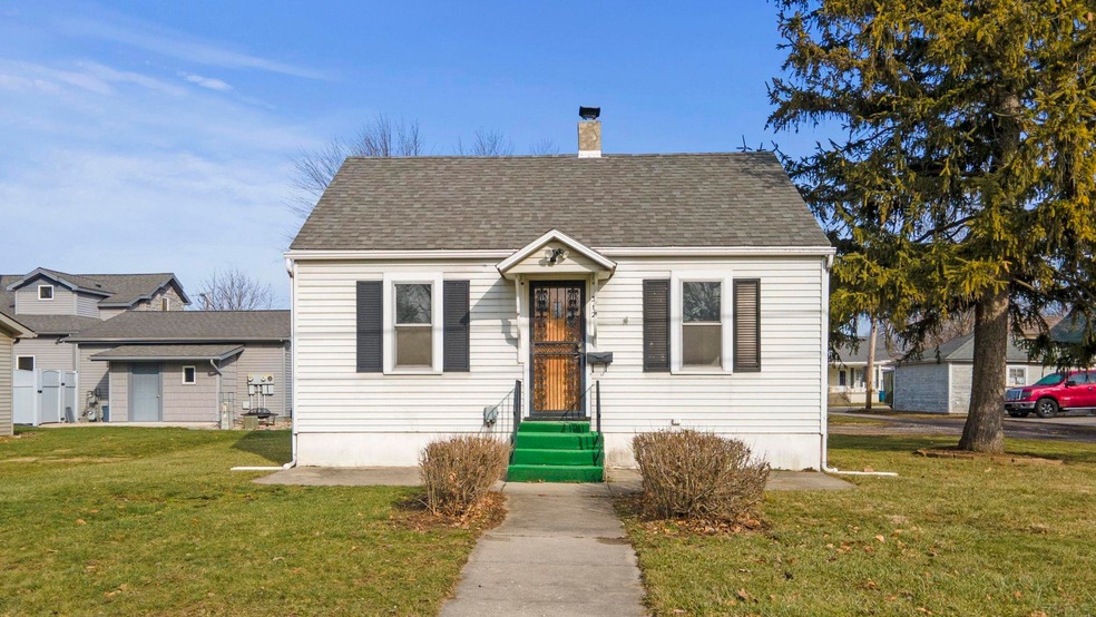 312 W 16th St, Auburn, IN 46706 - photo 1