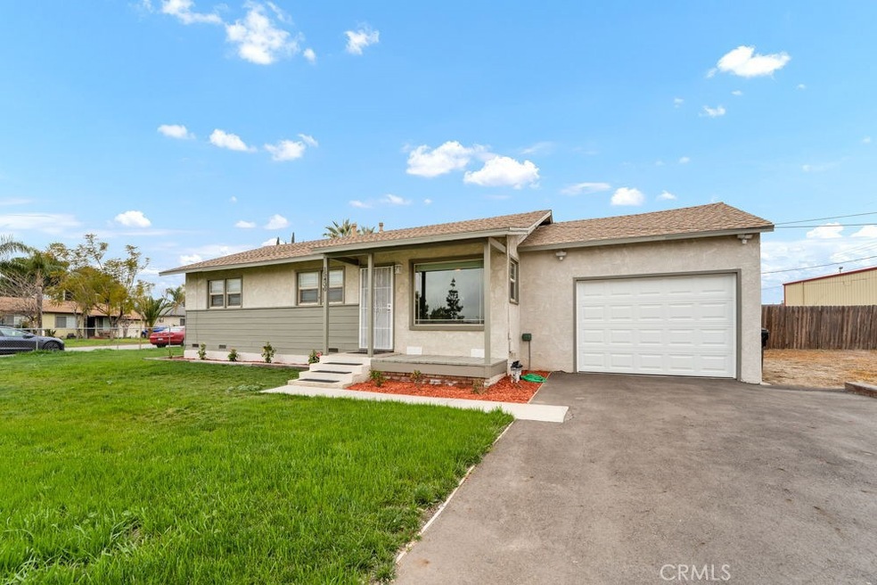 15430 Slover Ave, Fontana, CA 92337 - photo 1