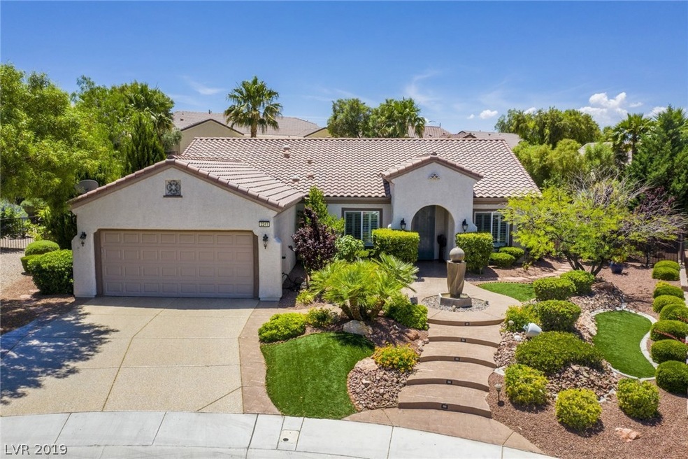Welcome to 2241 Frost Ct!  Large 1/3 acre lot on a