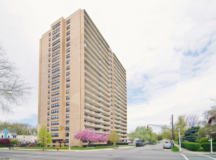 Carlton Tower unit 2K, Passaic, NJ 07055 - photo 1