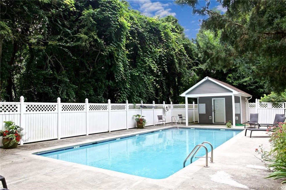 3 Valley View Rd unit 11, Norwalk, CT 06851 - photo 1