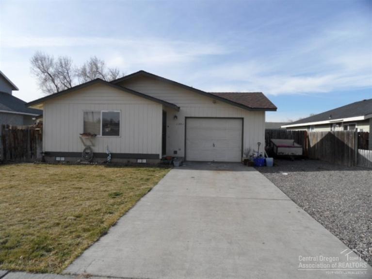 1351 SW 16th St, Redmond, OR 97756 - photo 1