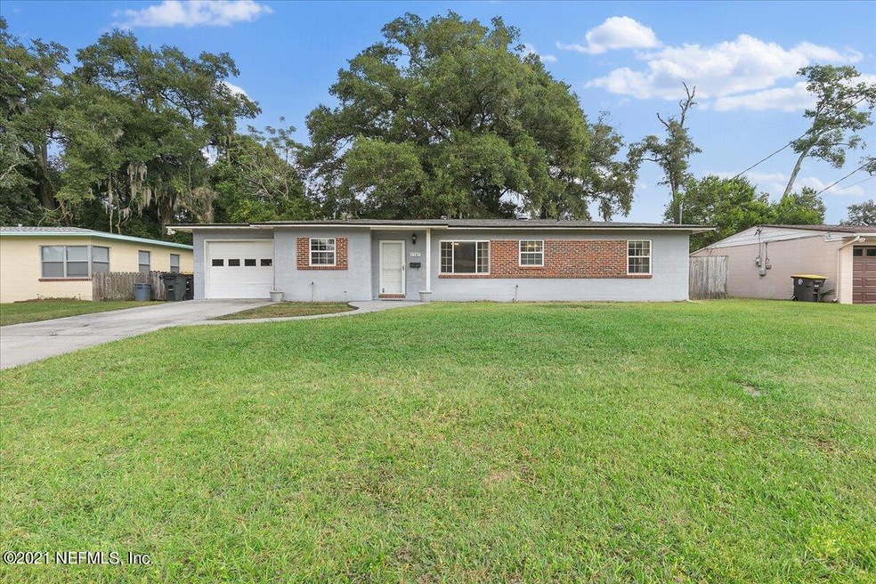 5747 Cedar Forest Dr N, Jacksonville, FL 32210 - photo 1