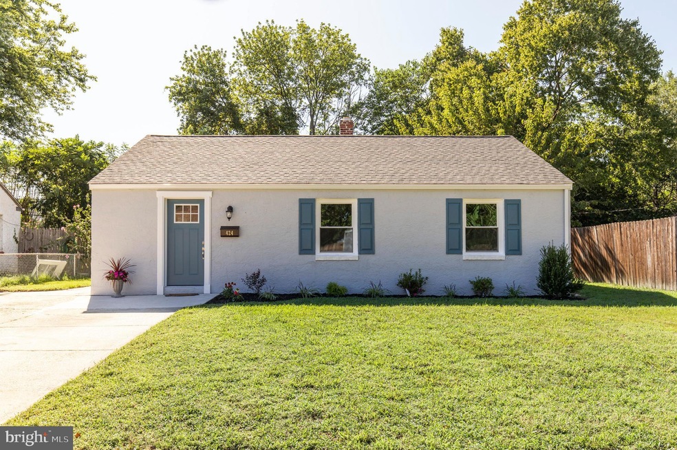 424 Howell Dr, New Castle, DE 19720 - photo 1