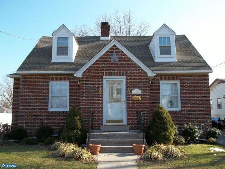 330 Broomall St, Folsom, PA 19033 - photo 1