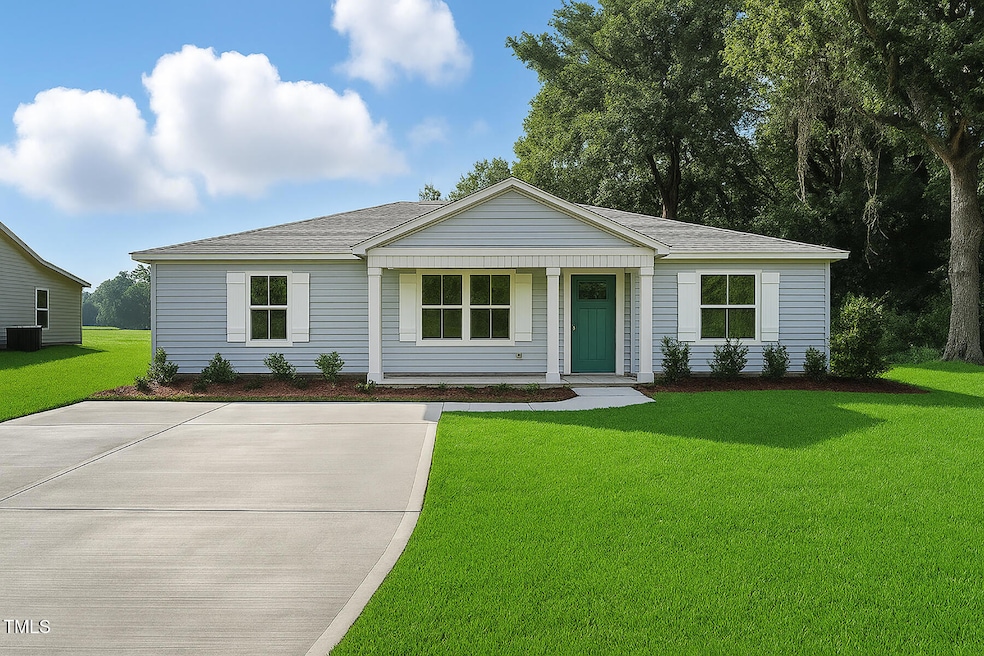 8670 Green Path Rd, Dunn, NC 28334 - photo 1