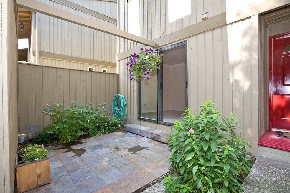 8419 Main St unit A-4, Edmonds, WA 98026 - photo 1