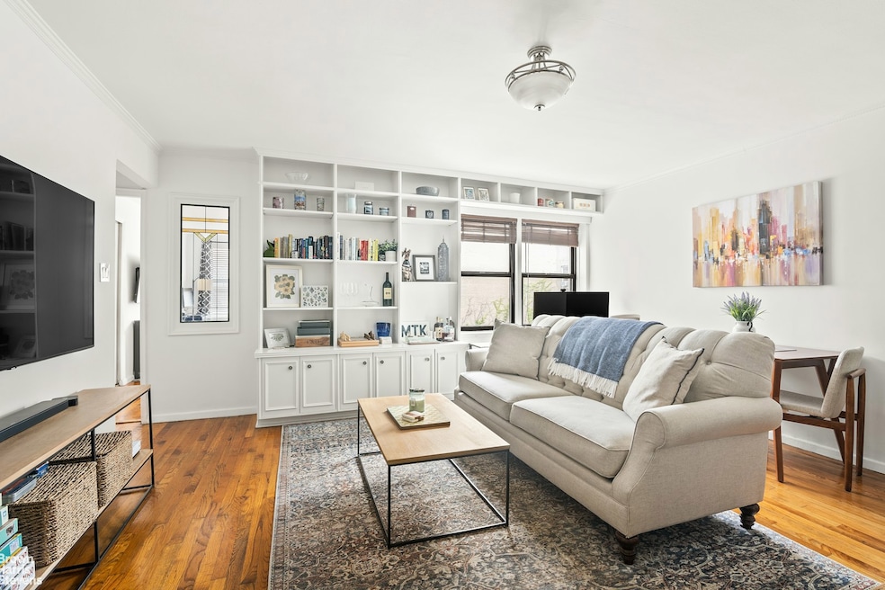 Chadwin House unit 6P, New York, NY 10011 - photo 1