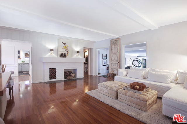 Sold $1,840,000 • Co-Listing Agent