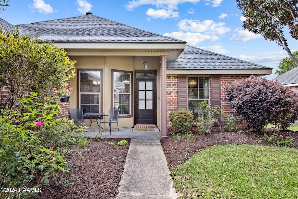 3-web-or-mls-109 Fawn Ln-3