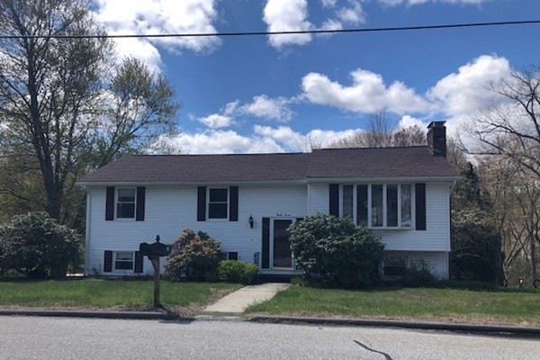 37 Juniper Dr, Millbury, MA 01527 - photo 1